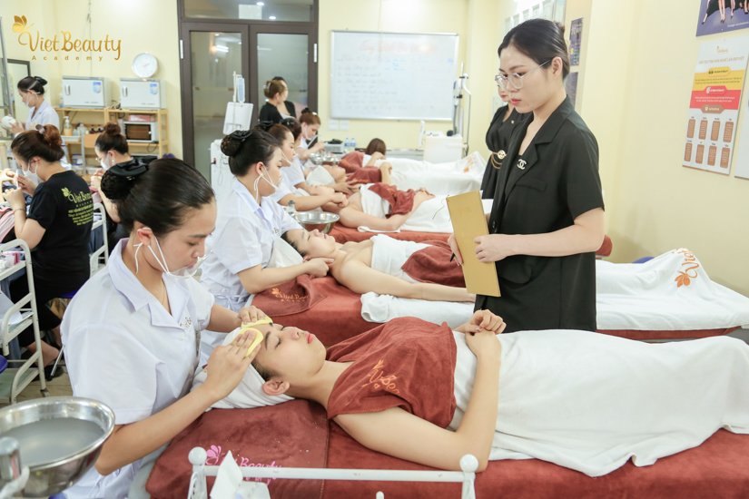 Đào tạo chuyển giao công nghệ chăm sóc điều trị da cho Spa Hotel Resort | VietBeauty Academy