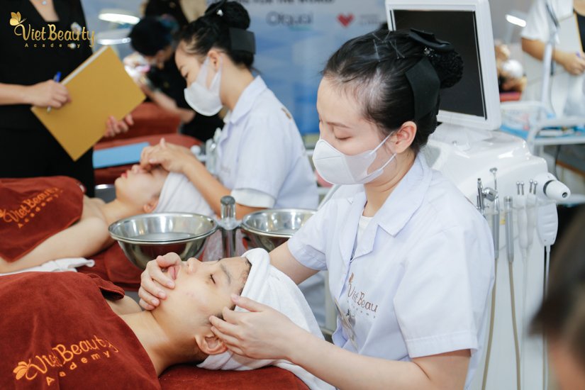 Đào tạo chuyển giao công nghệ chăm sóc điều trị da cho Spa Hotel Resort | VietBeauty Academy