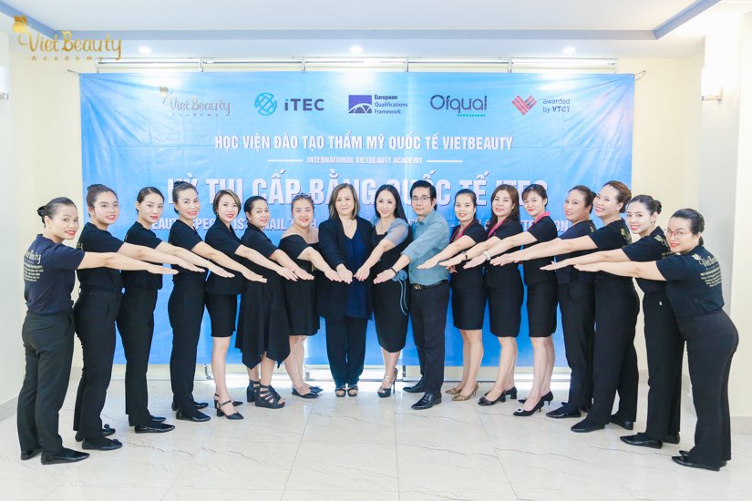 Vì sao Kỹ thuật viên Spa Hotel Resort cần có bằng quốc tế iTEC | VietBeauty Academy