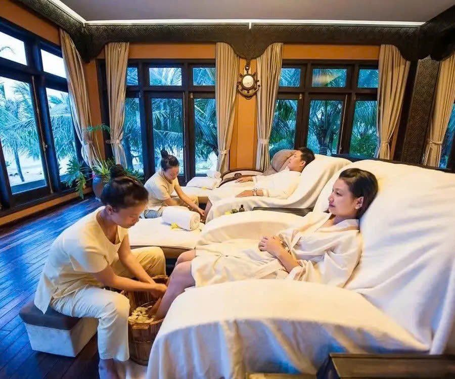 Tái cấu trúc Spa Hotel Resort